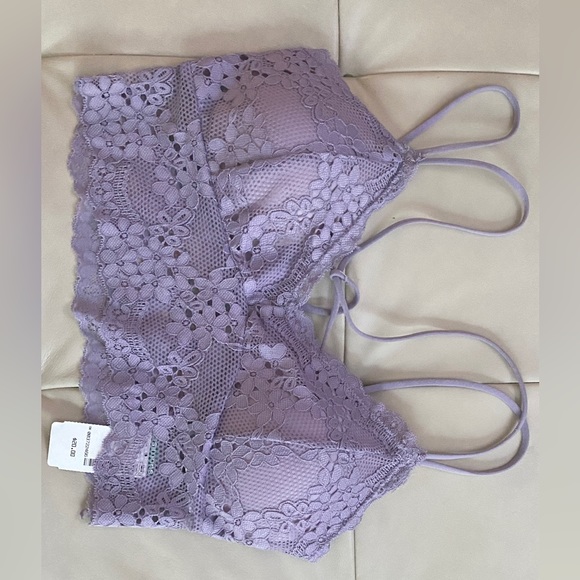 Lace bra - Picture 2 of 5